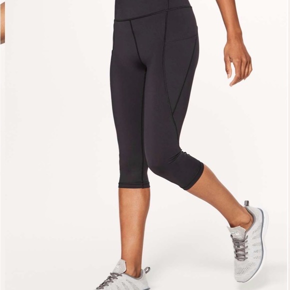 Lululemon Athletica Black Break Free Crop (Nulux 17") - Picture 3 of 10